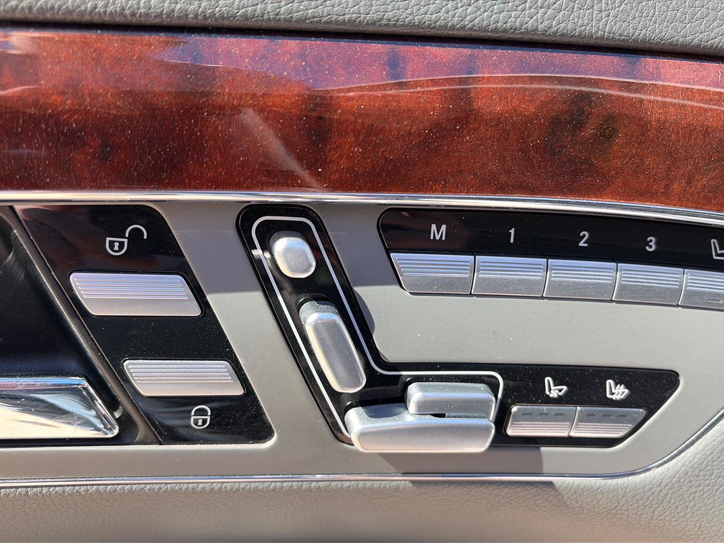 Used 2009 Mercedes-Benz S 550 4MATIC image 28