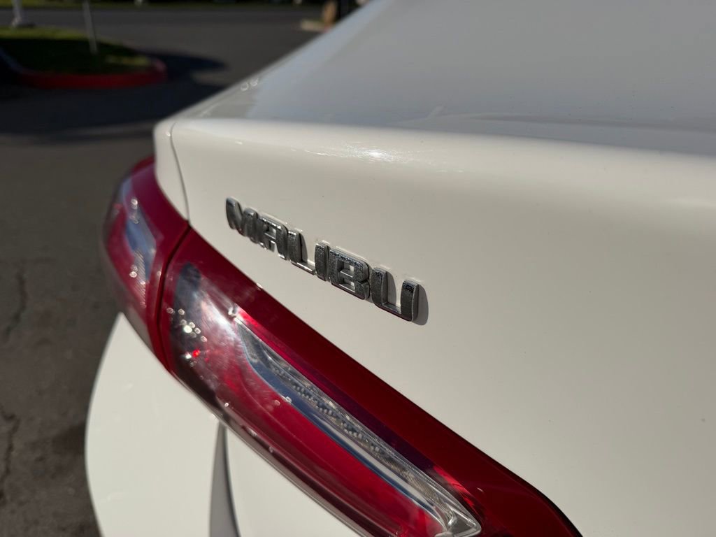 Used 2022 Chevrolet Malibu LT image 12