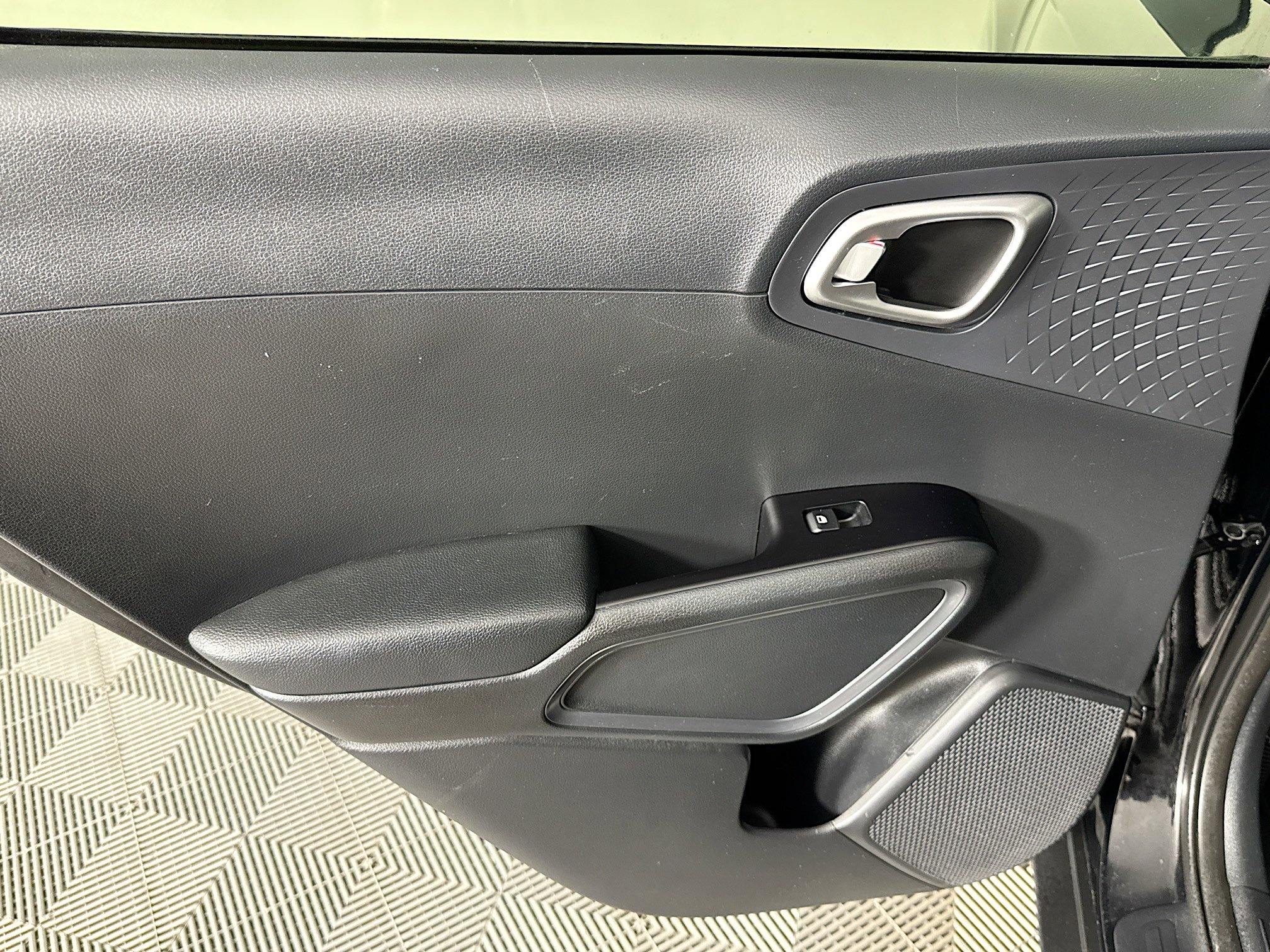 Used 2022 Kia Soul S image 25