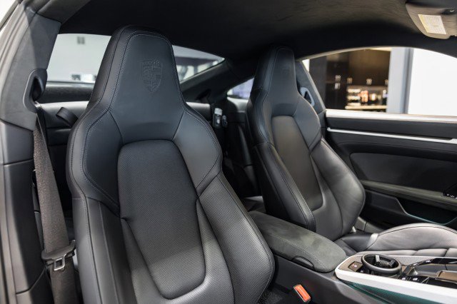 Used 2025 Porsche 911 Carrera GTS image 33