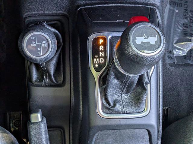 Used 2024 Jeep Wrangler Unlimited AWD/4WD image 12