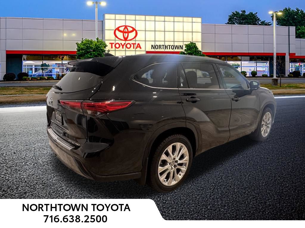 Used 2021 Toyota Highlander Limited AWD/4WD image 27