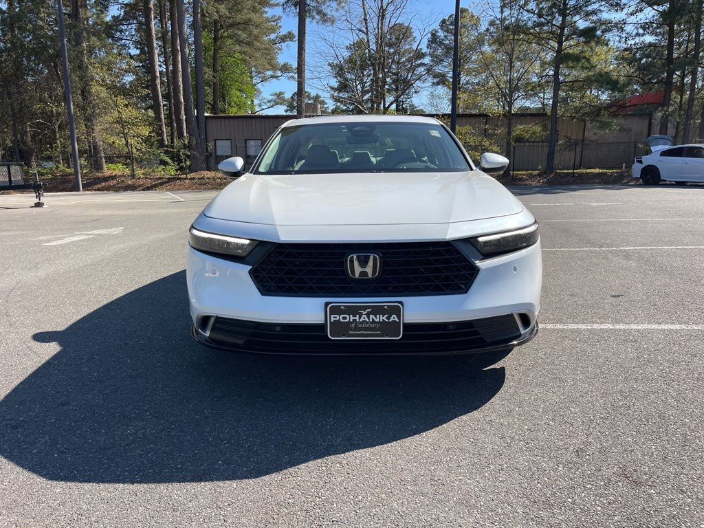 Certified 2023 Honda Accord Touring image 3