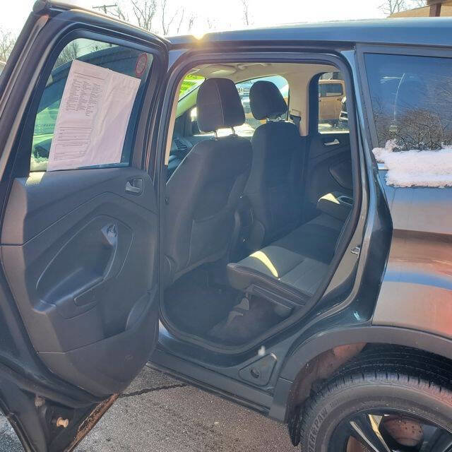 Used 2015 Ford Escape SE image 34