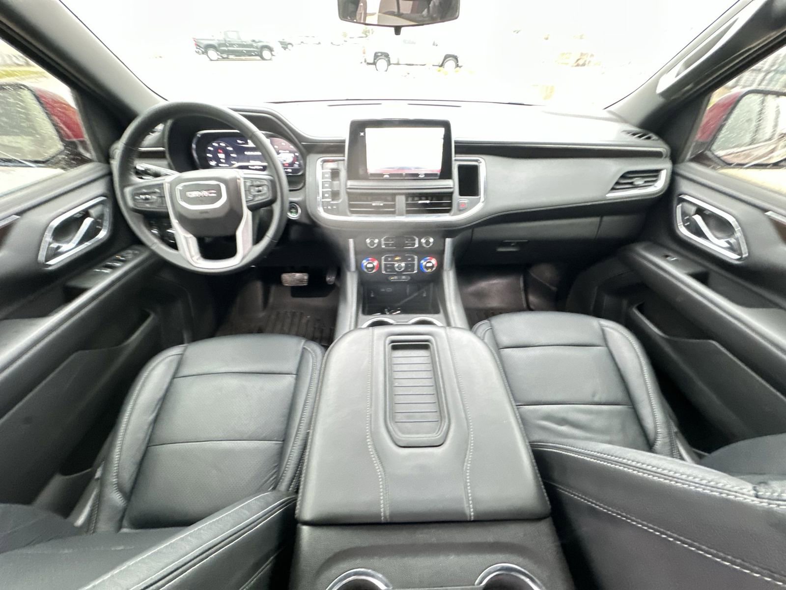 Used 2023 GMC Yukon XL SLE AWD/4WD image 20