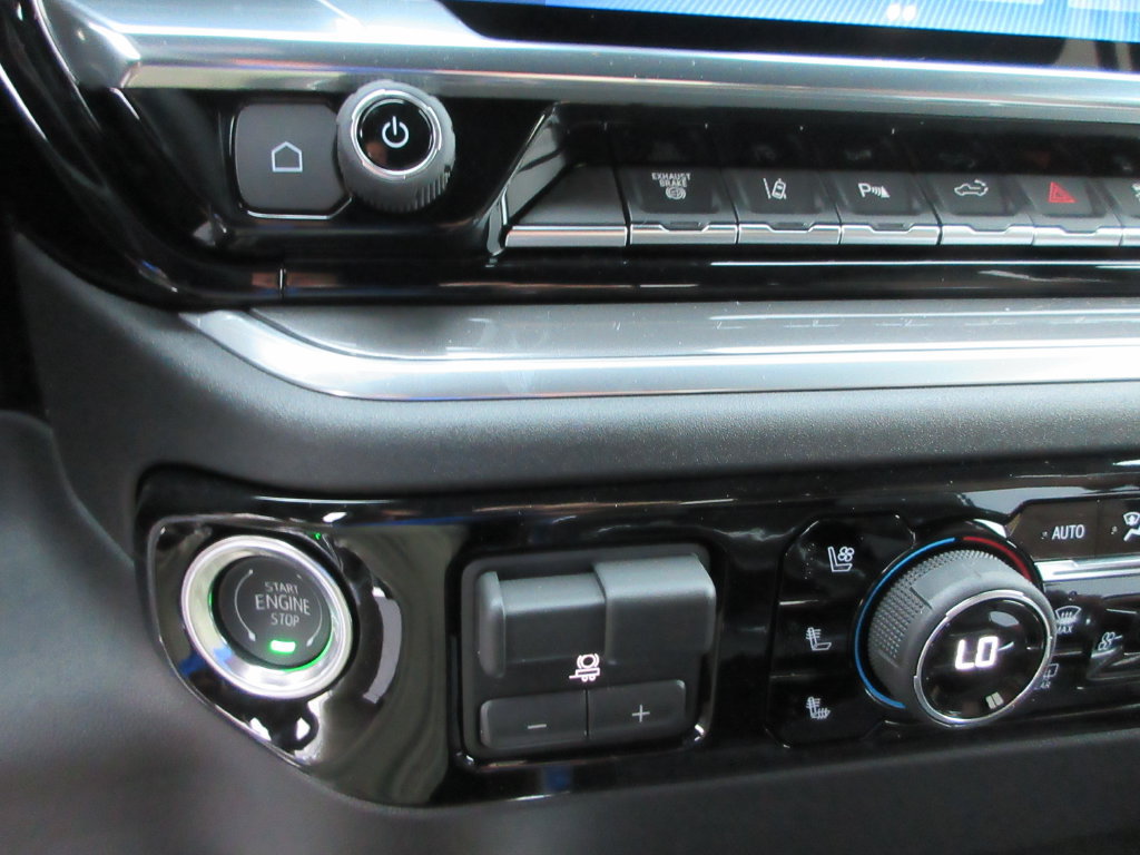 New 2026 Chevrolet Silverado 3500 High Country w/ High Country Premium Package AWD/4WD image 35