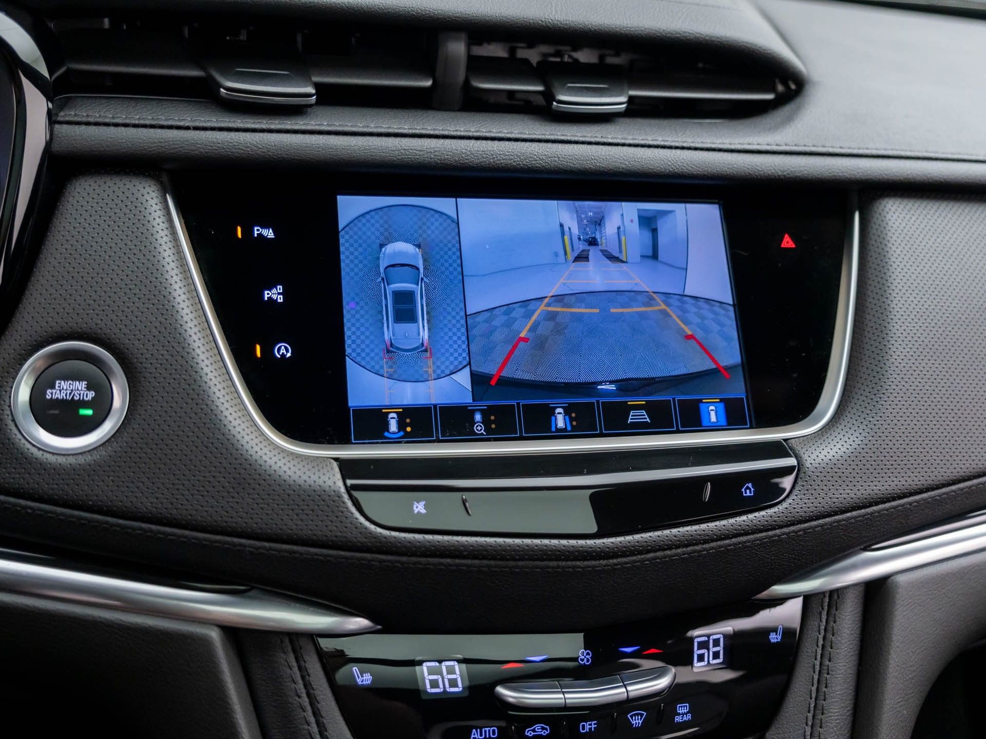 Certified 2025 Cadillac XT5 Premium Luxury w/ Technology Package AWD/4WD image 32