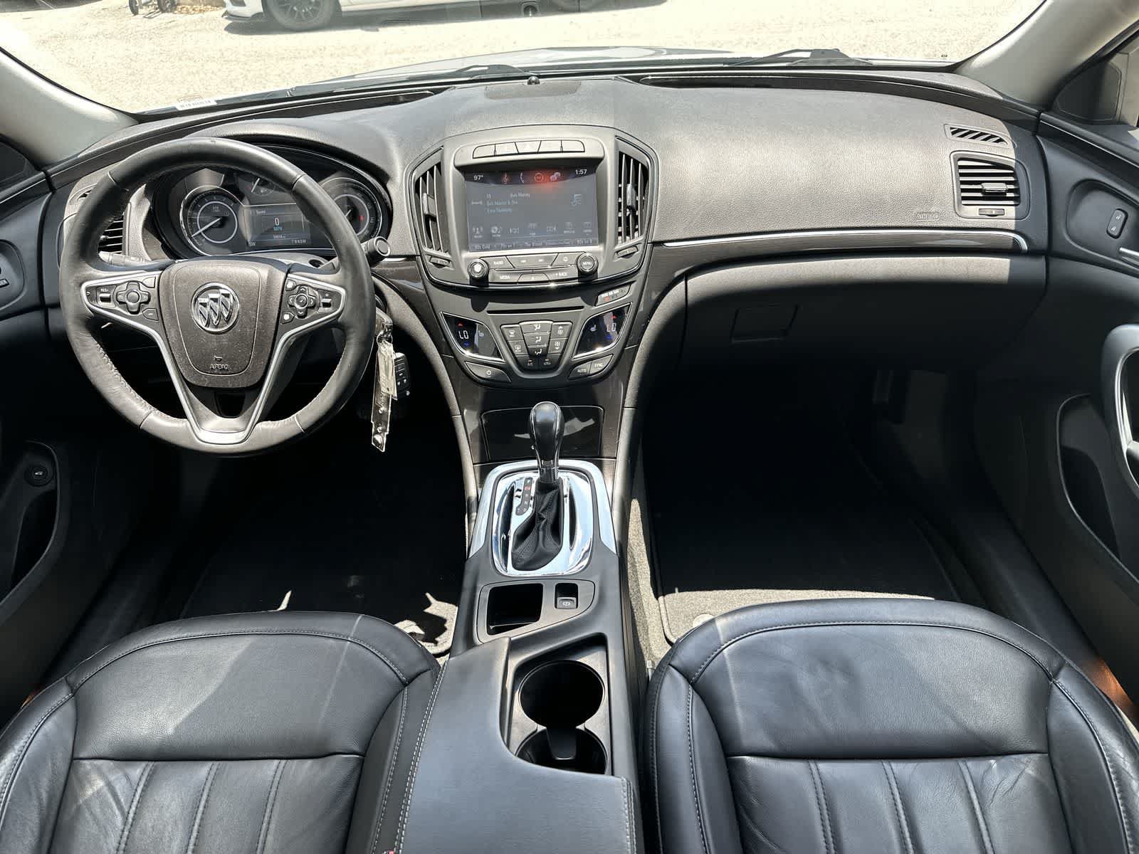 Used 2017 Buick Regal Sport Touring FWD image 19