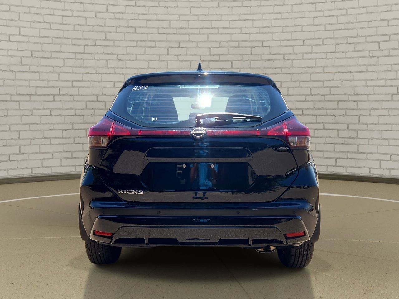 Used 2025 Nissan Kicks Play S FWD image 6