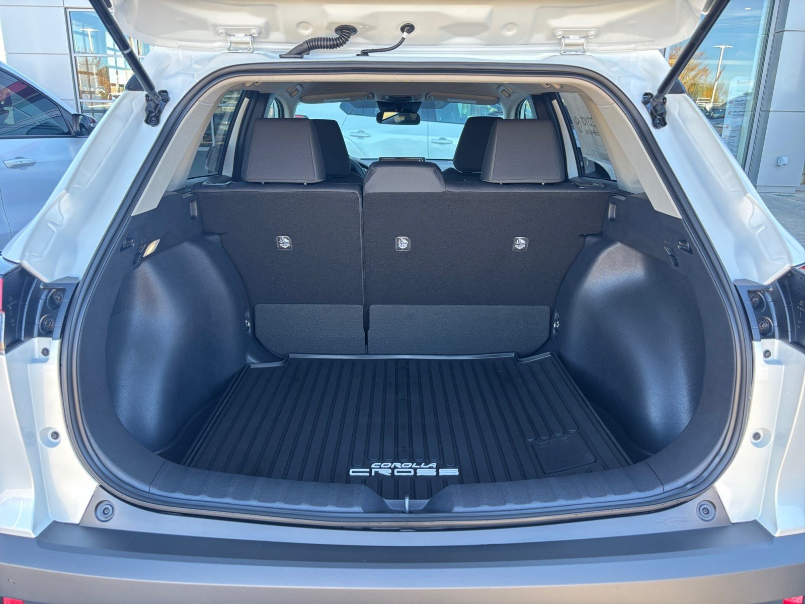 New 2026 Toyota Corolla Cross LE FWD image 19