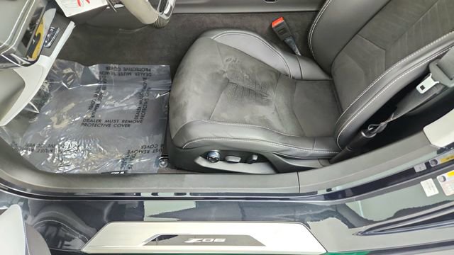 Used 2024 Chevrolet Corvette Z06 w/ Stealth Interior Trim Package image 27