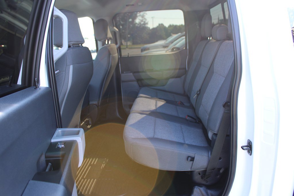 Used 2024 Ford F350 XL w/ 360-Degree Camera Package RWD image 16