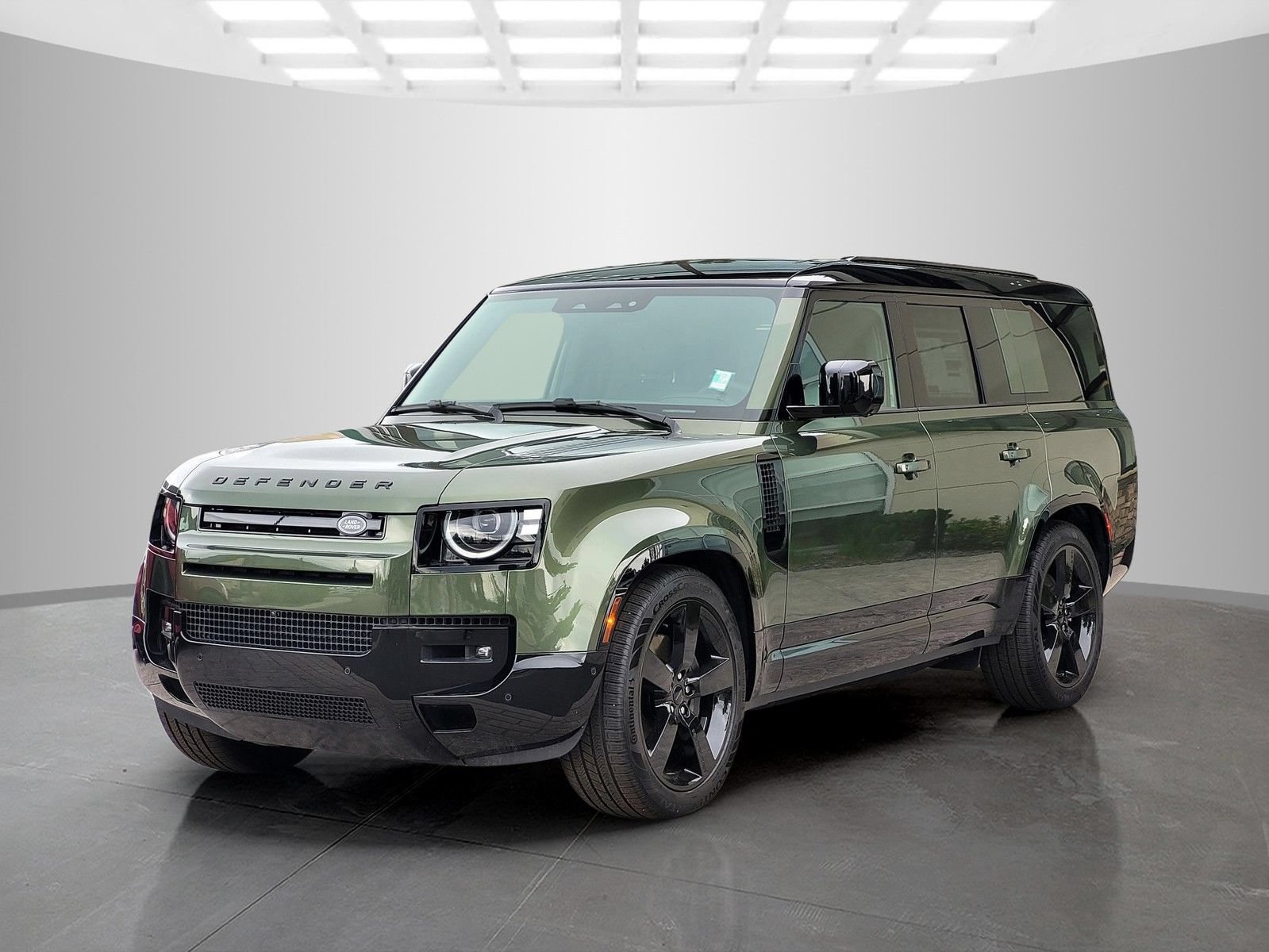 New 2026 Land Rover Defender 130 X-Dynamic SE