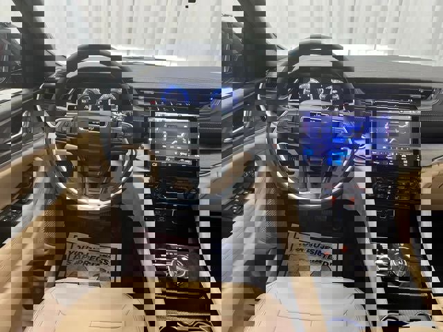 New 2025 Jeep Grand Cherokee Limited w/ Trailer Tow Package image 18