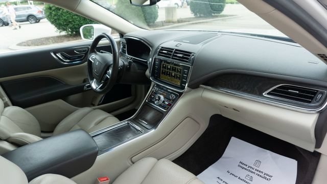 Used 2018 Lincoln Continental Select FWD image 14