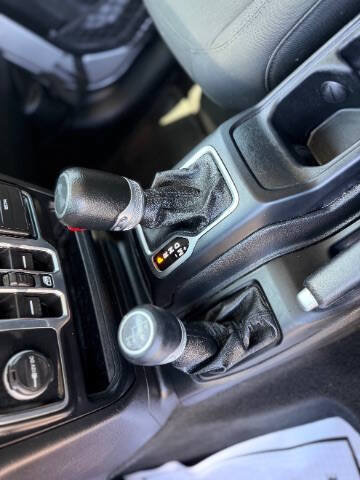 Used 2020 Jeep Wrangler Unlimited Sport S AWD/4WD image 14