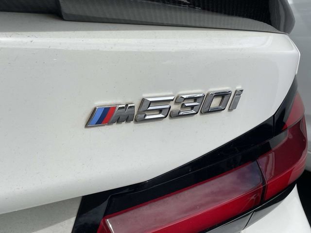 Used 2021 BMW 530i w/ M Sport Package RWD image 9