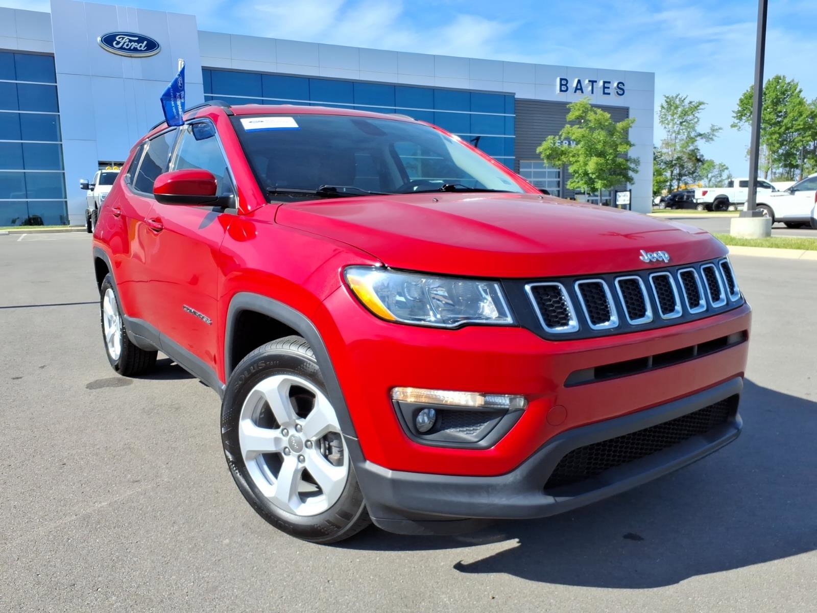 Used 2019 Jeep Compass Latitude FWD video 1