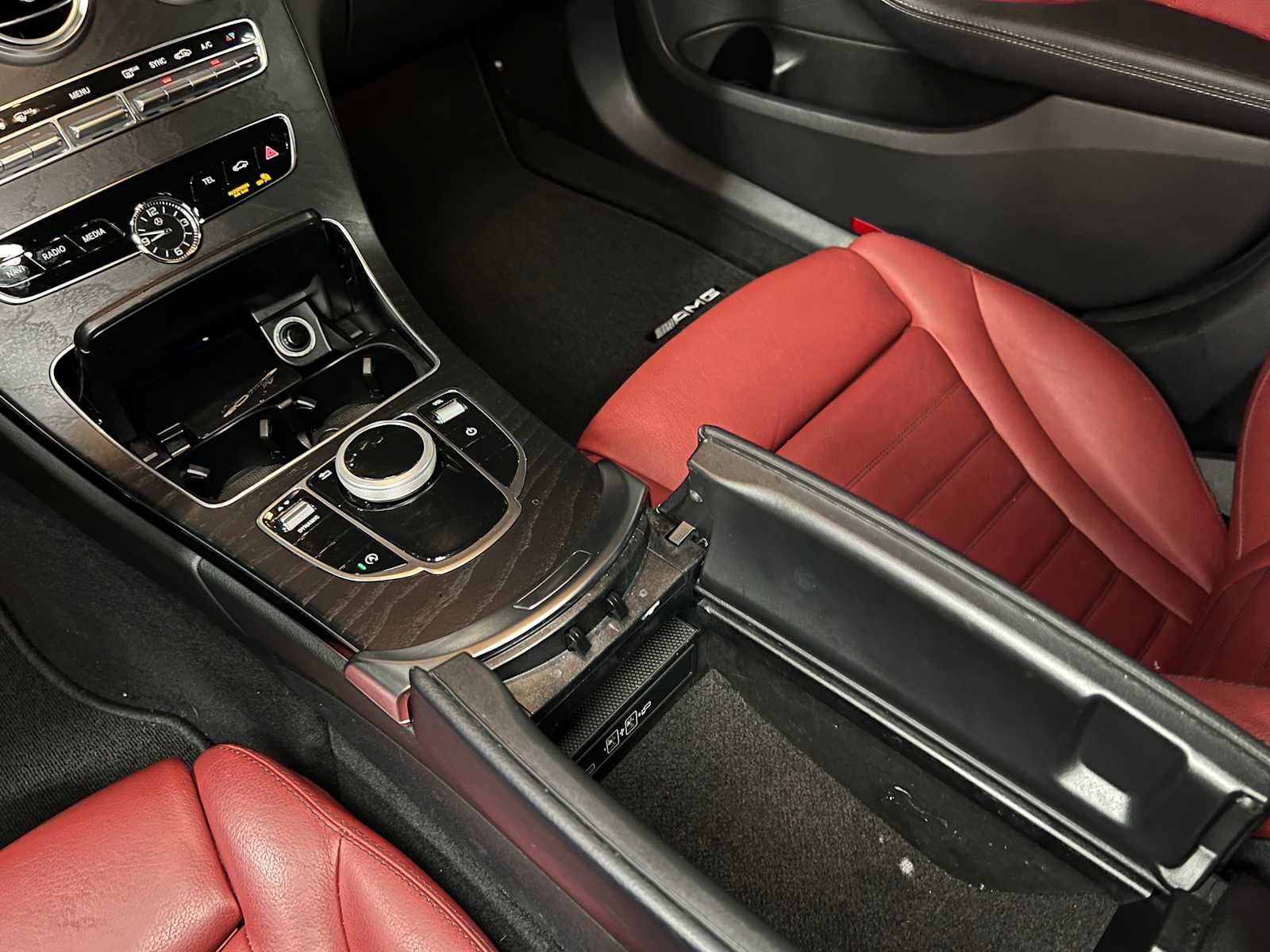 Used 2019 Mercedes-Benz C 300 4MATIC Sedan image 40