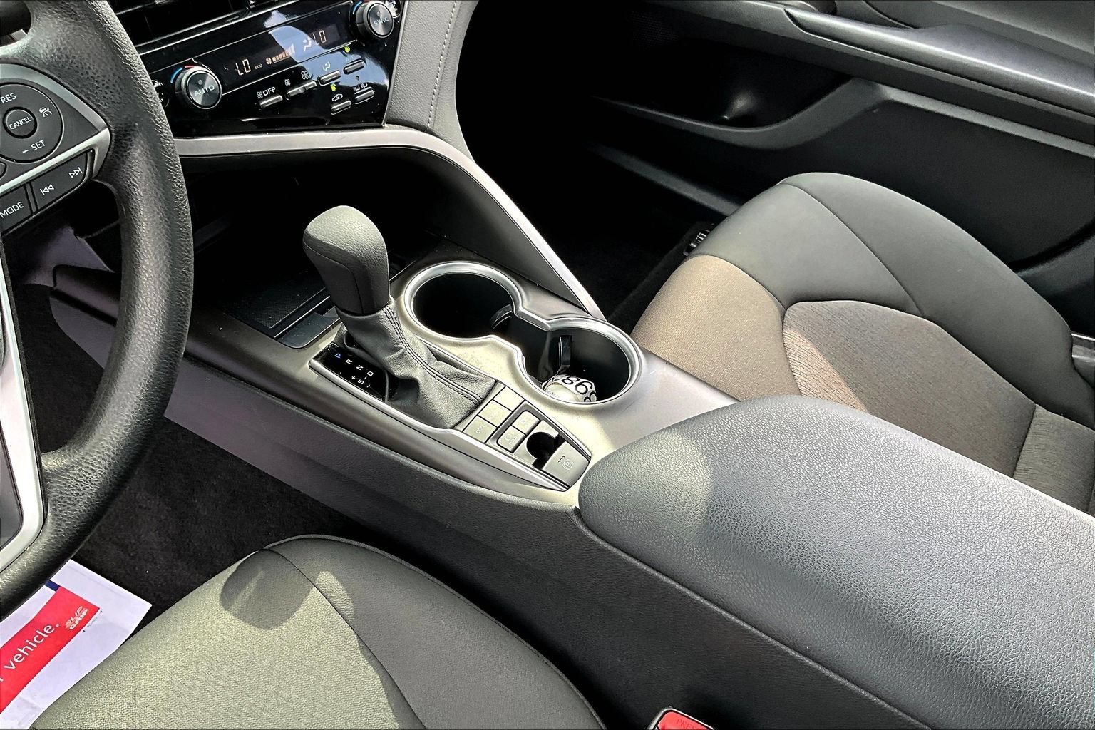 Used 2022 Toyota Camry LE FWD image 14