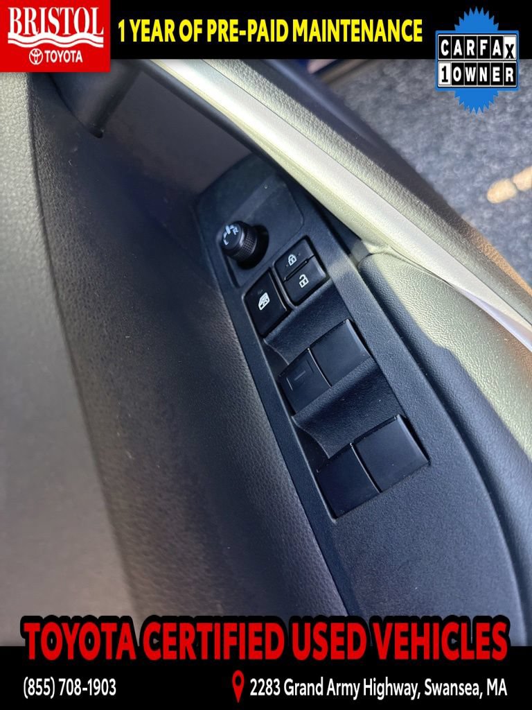 Certified 2025 Toyota Corolla Cross LE AWD/4WD image 20