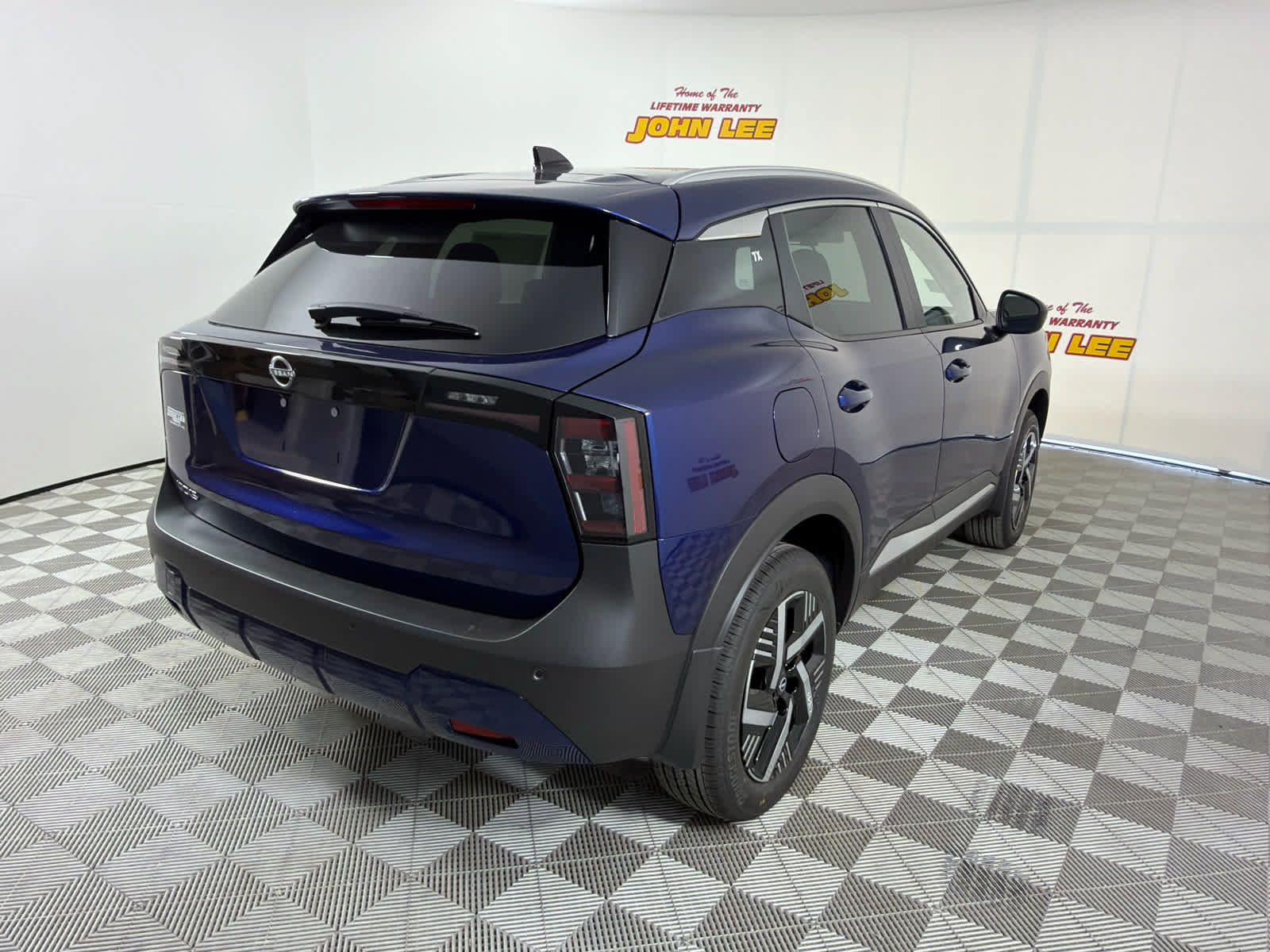 New 2026 Nissan Kicks SV w/ SV Premium Package FWD image 6