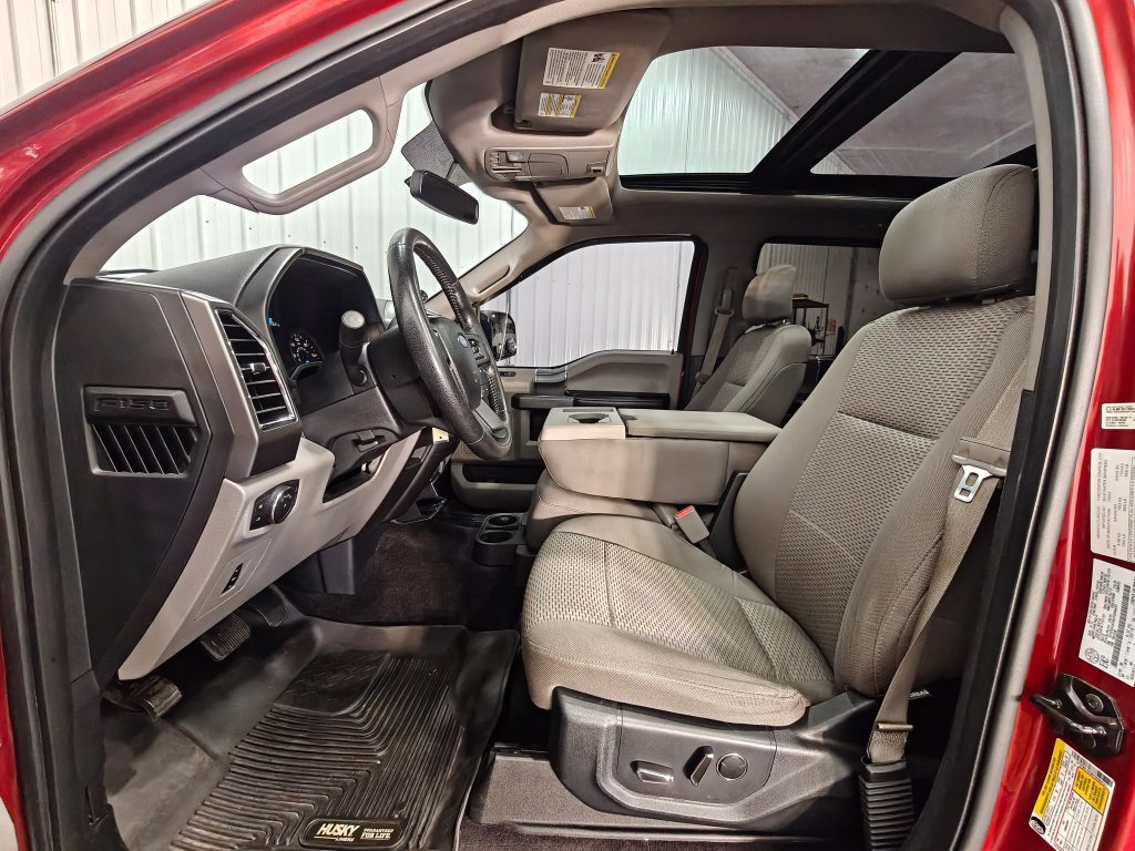 Used 2015 Ford F150 XLT w/ Equipment Group 302A Luxury AWD/4WD image 32