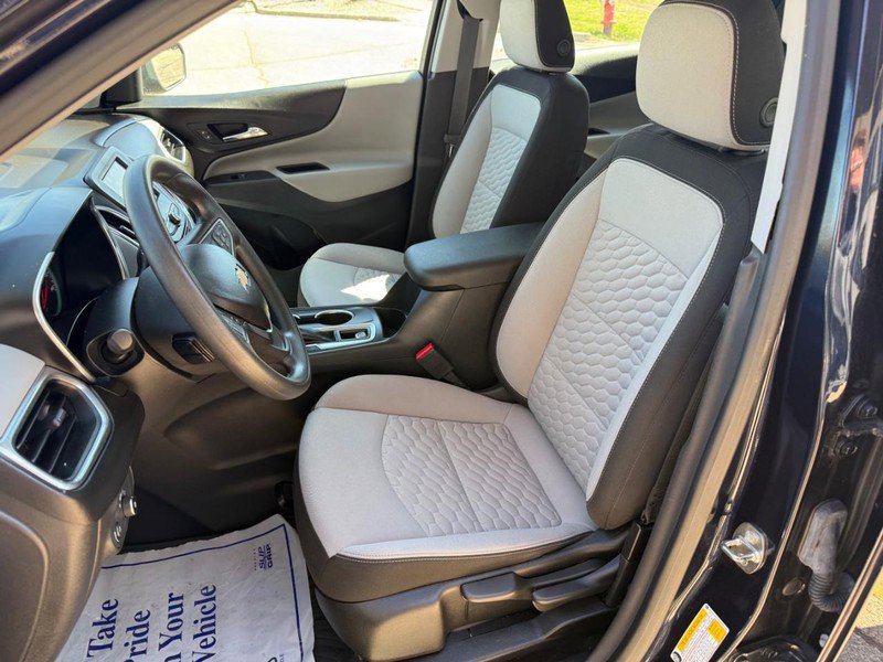 Used 2020 Chevrolet Equinox LS AWD/4WD image 9