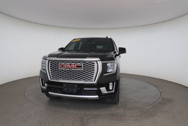 Used 2023 GMC Yukon Denali AWD/4WD image 32
