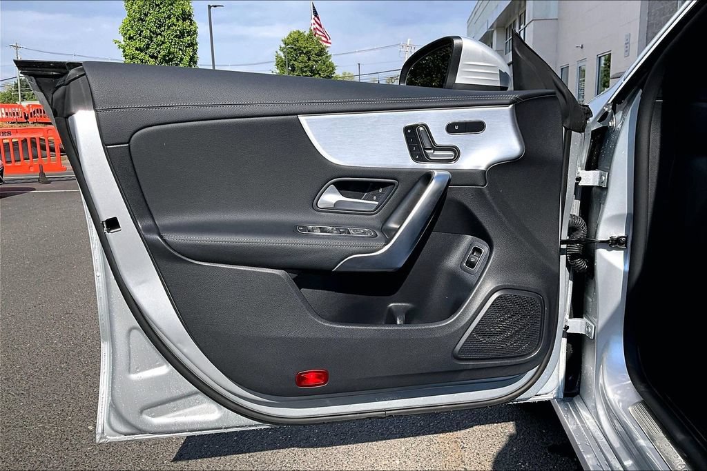 Certified 2021 Mercedes-Benz CLA 250 4MATIC image 18
