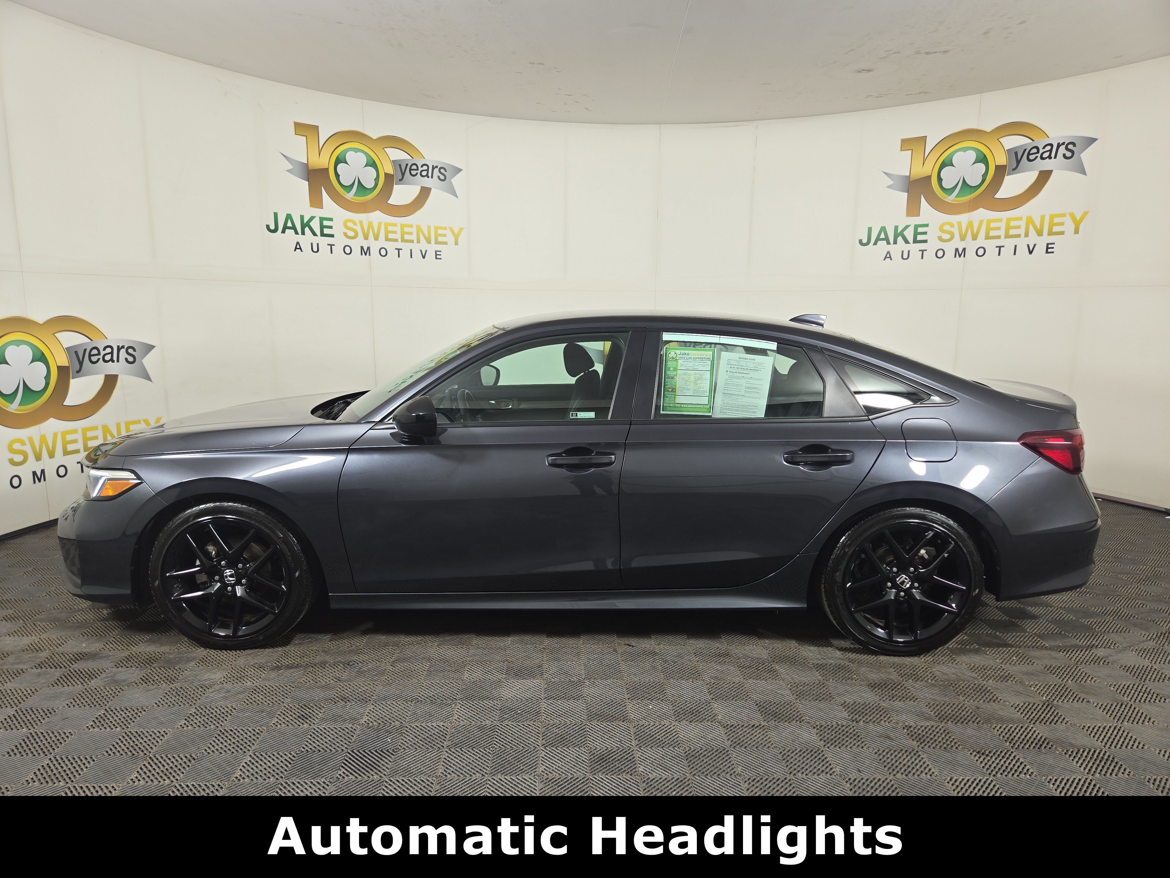 Used 2025 Honda Civic Sport image 6