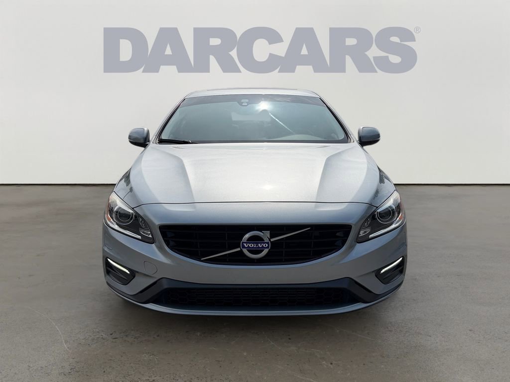 Used 2018 Volvo S60 T5 Dynamic w/ Vision Package FWD image 2