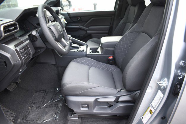 New 2025 Toyota Tacoma SR5 image 7