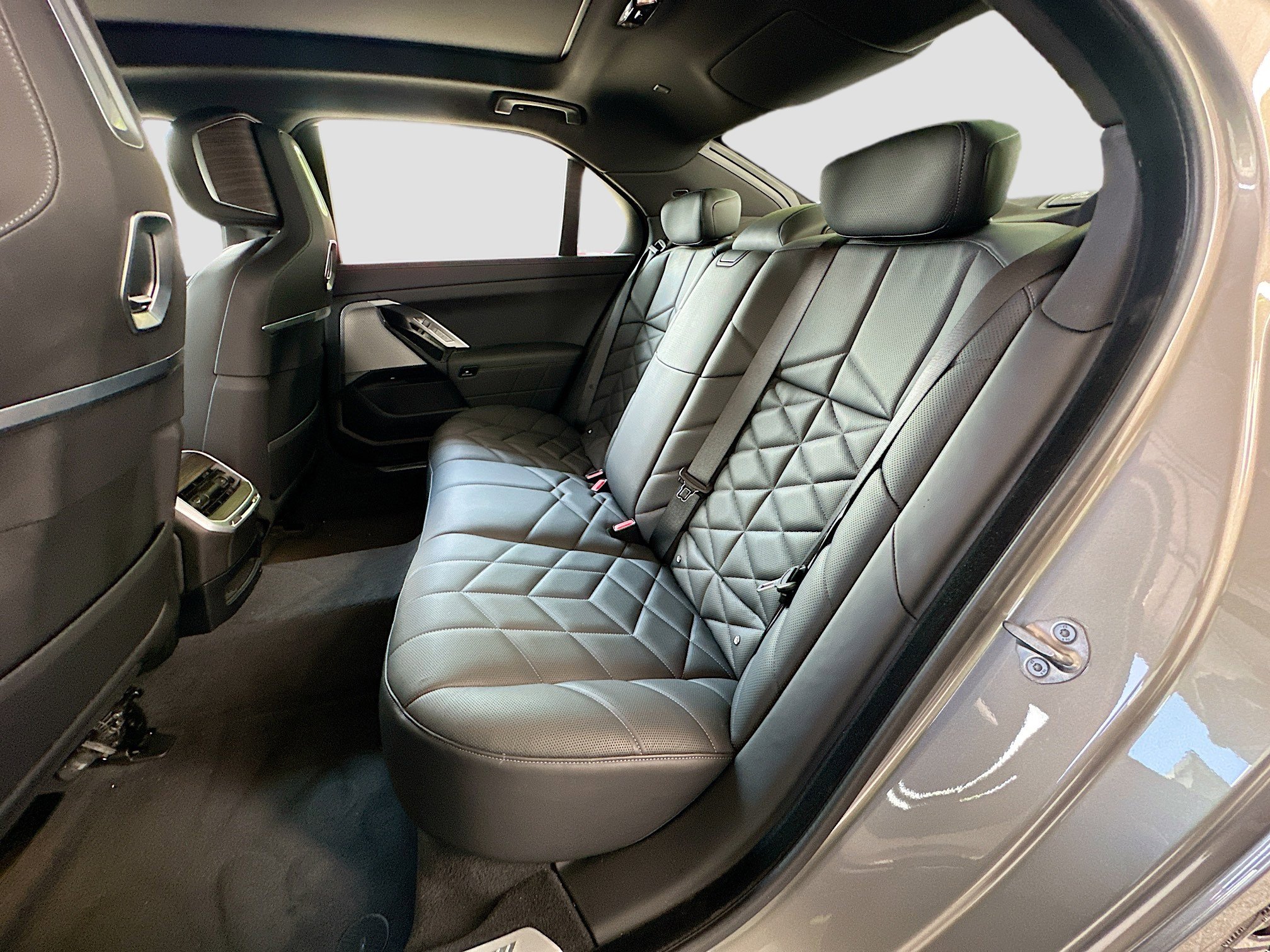 Certified 2023 BMW 740i w/ Parking Assistance Package RWD image 26