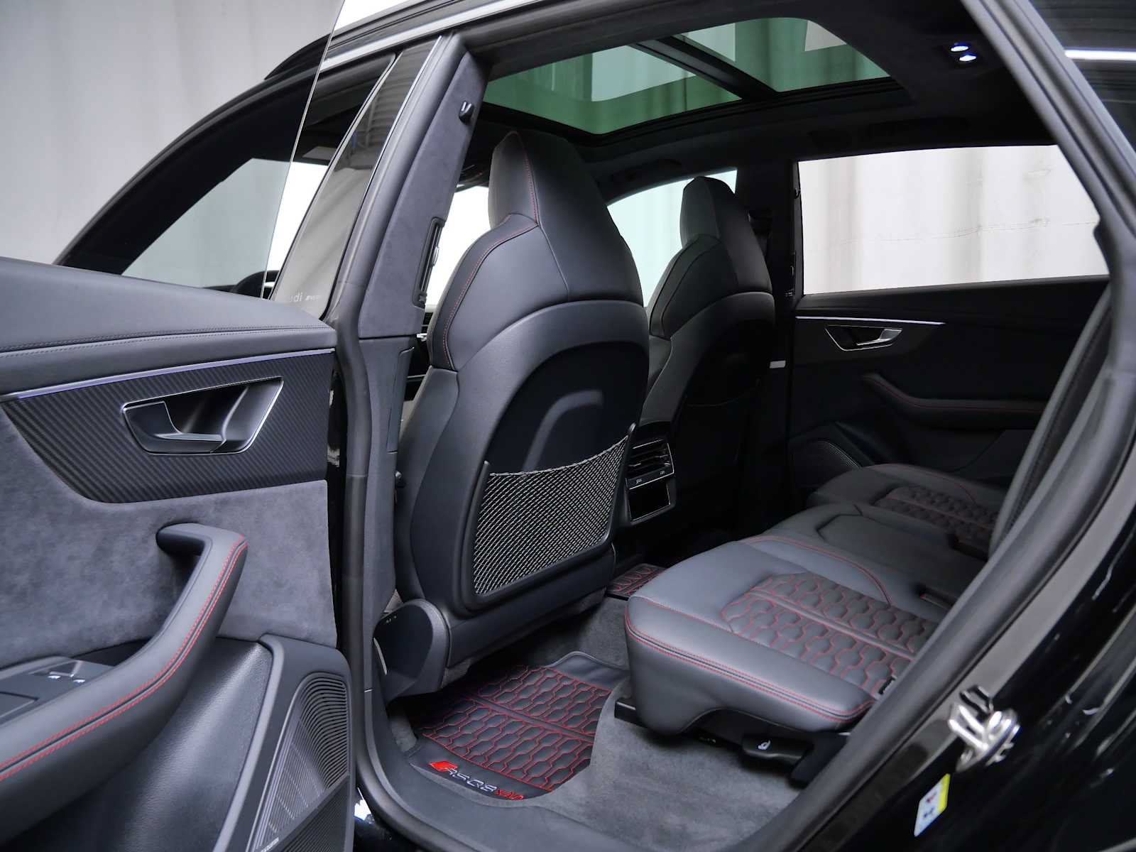 Used 2025 Audi RS Q8 performance AWD/4WD image 19