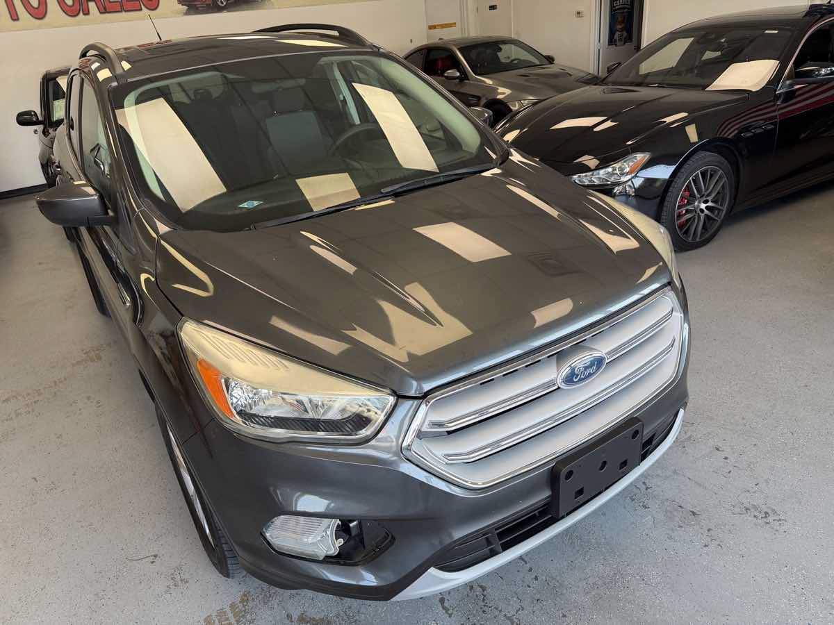 Used 2018 Ford Escape SE AWD/4WD image 8