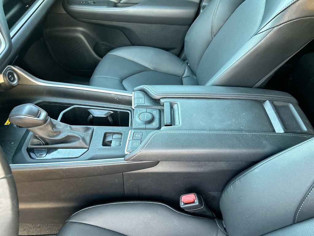 Used 2024 Toyota Grand Highlander AWD image 29