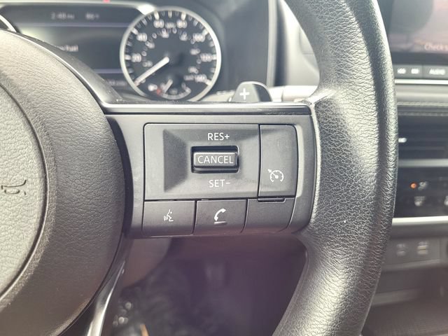 Used 2023 Nissan Rogue S FWD image 25