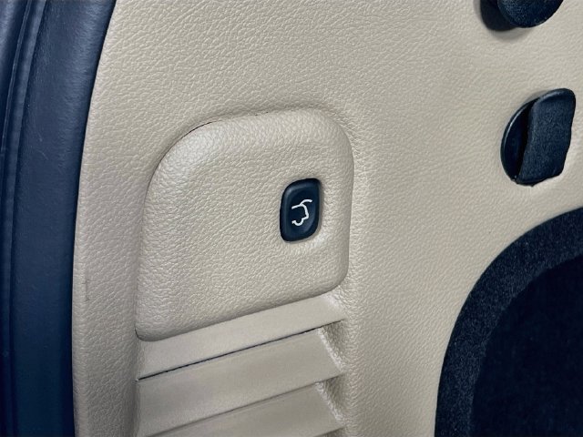 Used 2019 Jeep Grand Cherokee Limited AWD/4WD image 28