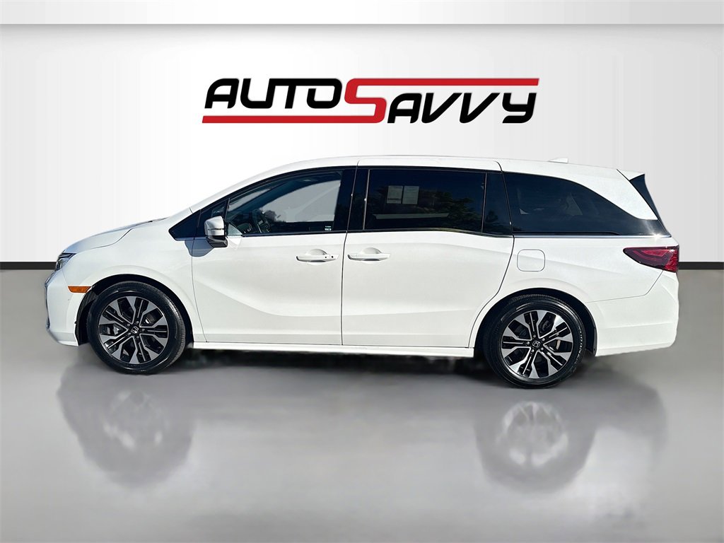 Used 2025 Honda Odyssey Elite image 4