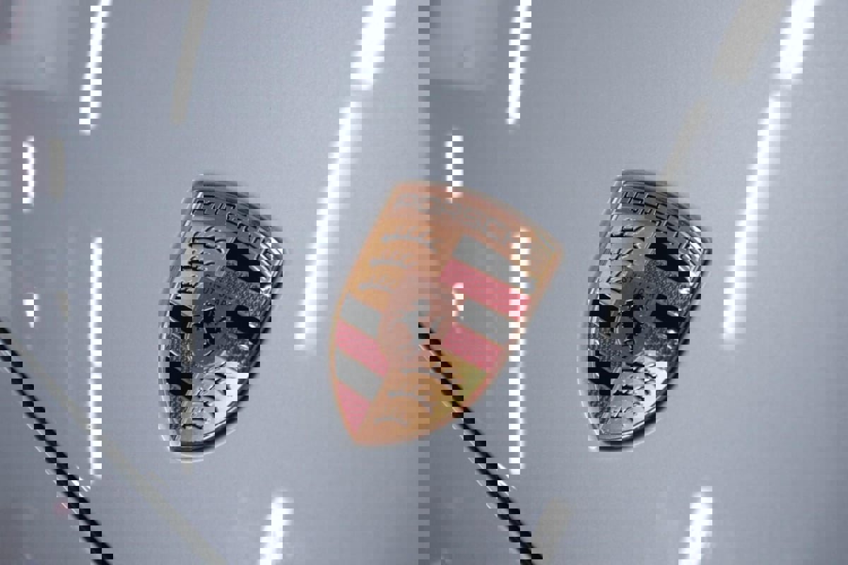 Used 2025 Porsche Panamera image 46