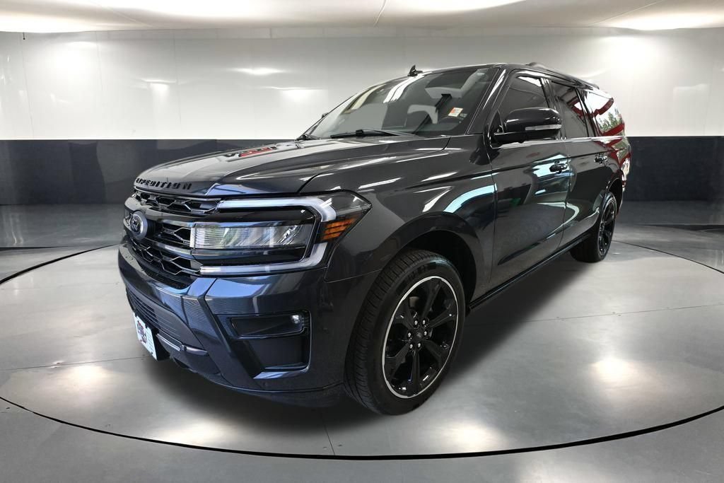 Used 2022 Ford Expedition Max Limited w/ Equipment Group 303A AWD/4WD image 11