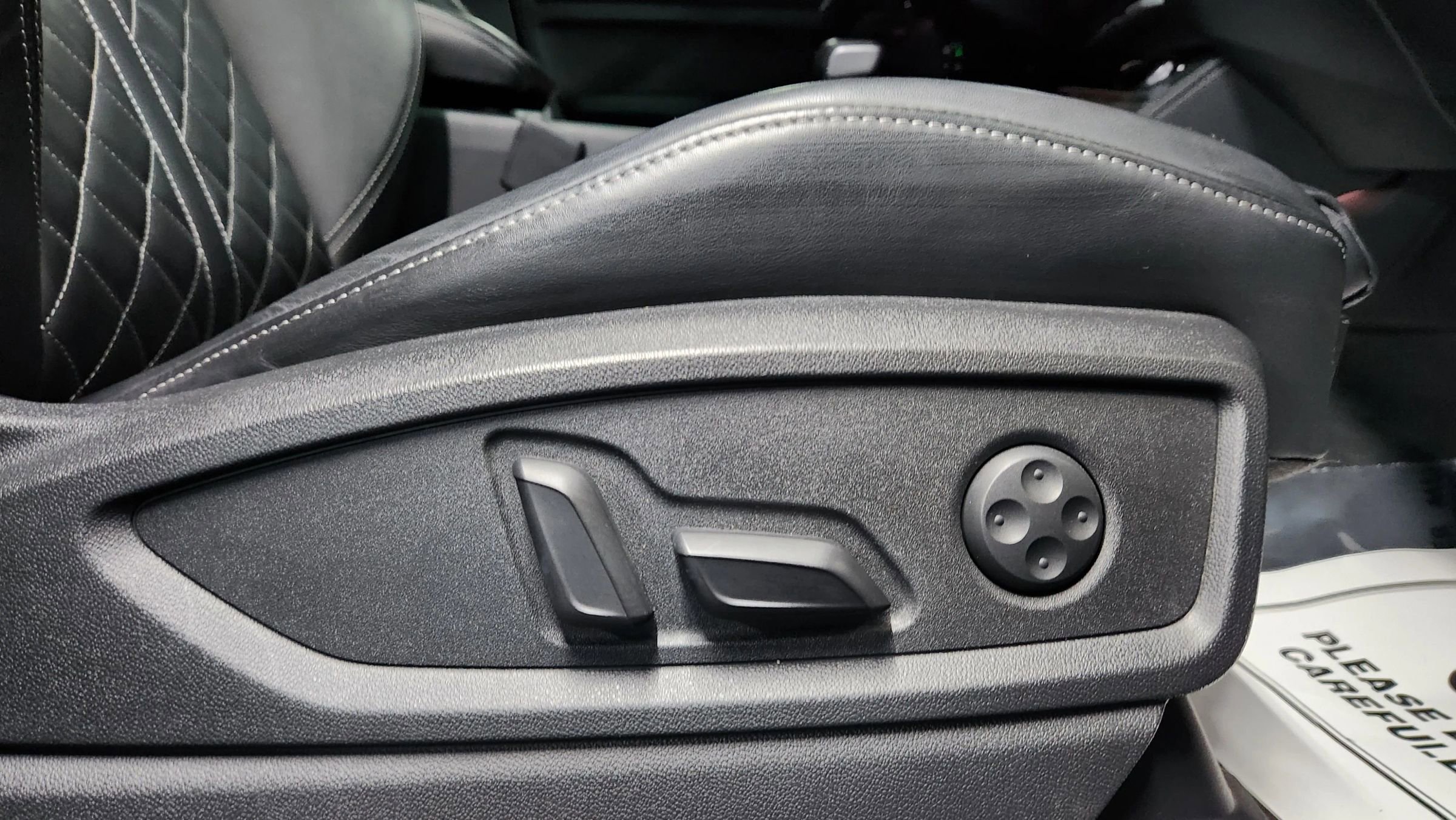 Used 2019 Audi SQ5 Prestige image 16