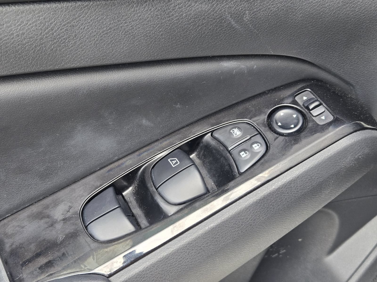 Used 2023 Nissan Altima 2.5 SV FWD image 21