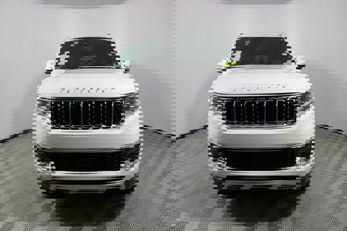 Used 2022 Jeep Wagoneer Series II image 46