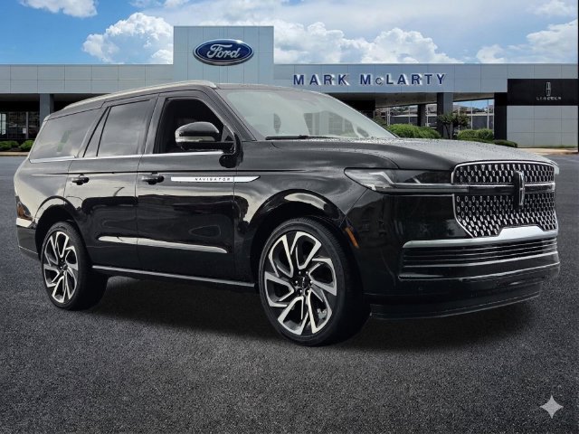New 2026 Lincoln Navigator Reserve AWD/4WD image 7