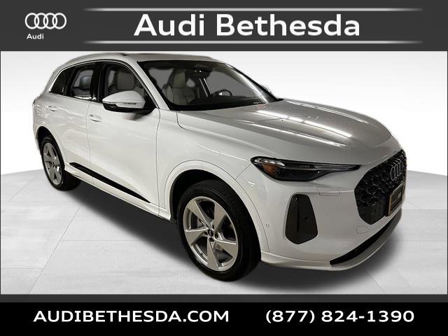 Certified 2025 Audi Q5 Premium w/ Premium Plus AWD/4WD image 1