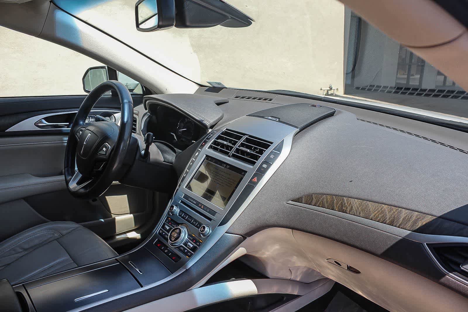 Used 2019 Lincoln MKZ Reserve w/ Reserve Plus Package FWD image 22