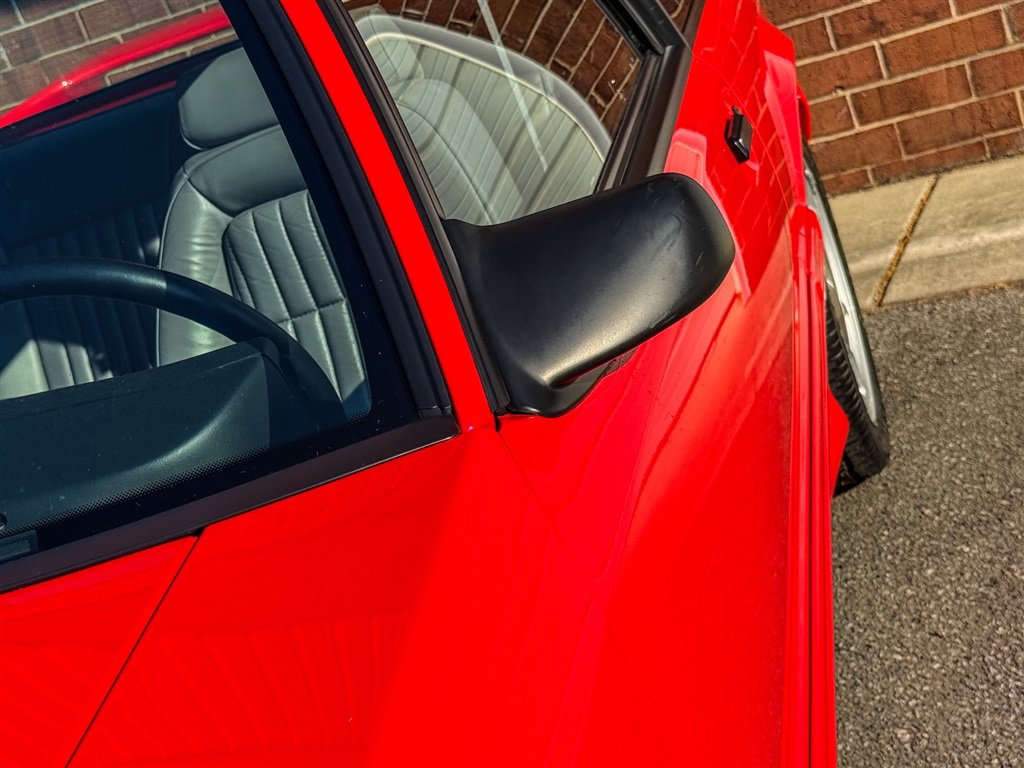 Used 1993 Ford Mustang Cobra image 15