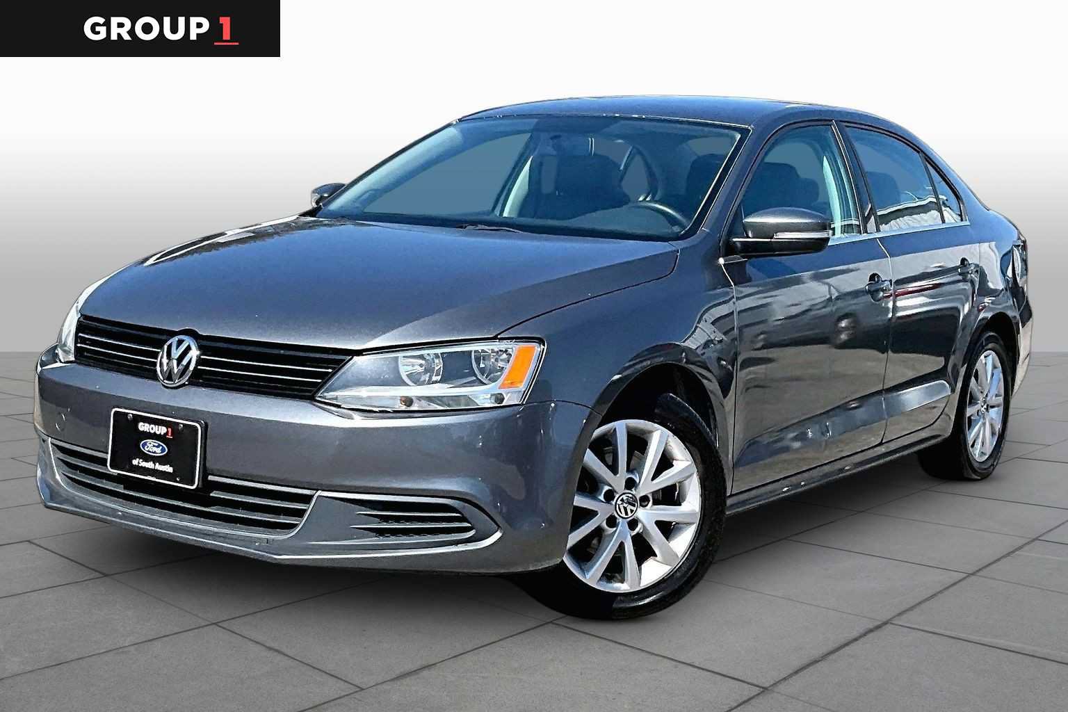 Used 2013 Volkswagen Jetta SE FWD image 1